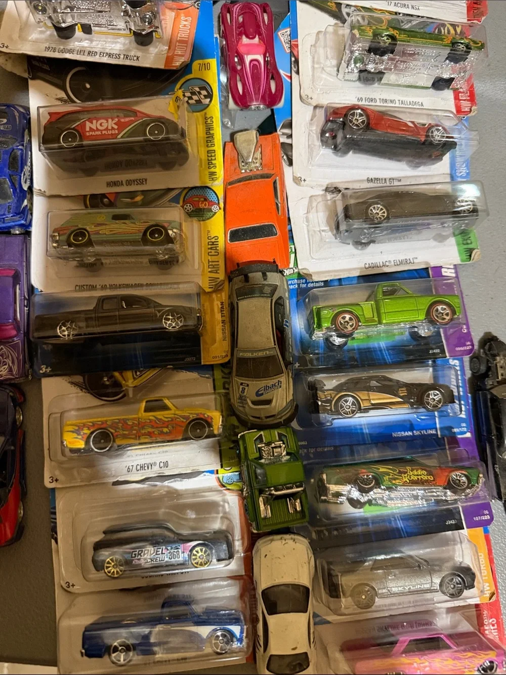 Hot Wheels Assorted Kids Toy Cars - Mixed Colors. Vintage.  Also new in the box.